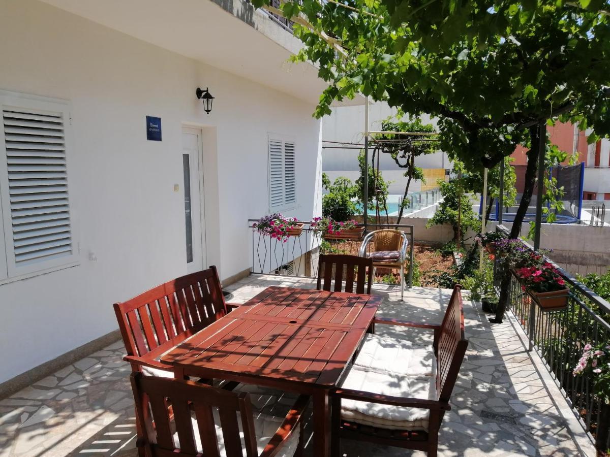 Goga Apartments Primošten Exteriör bild